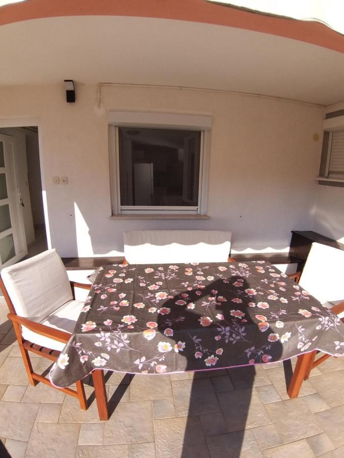 Guest House Zohil Rovinj Ngoại thất bức ảnh