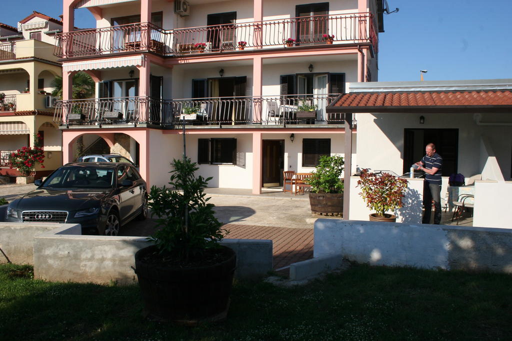Guest House Zohil Rovinj Ngoại thất bức ảnh